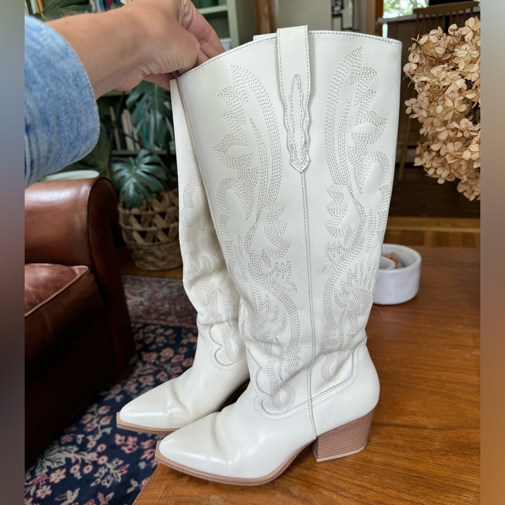 Crowne Vintage (from DSW) cowgirl boots SZ 9
